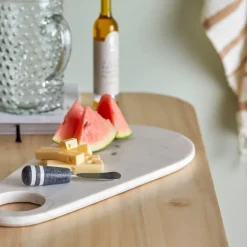 Abrielle Serveringsbræt med kniv - Hvid - Marmor