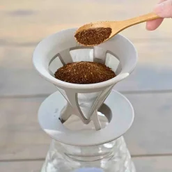 Cafeor Dripper i beige - Hario