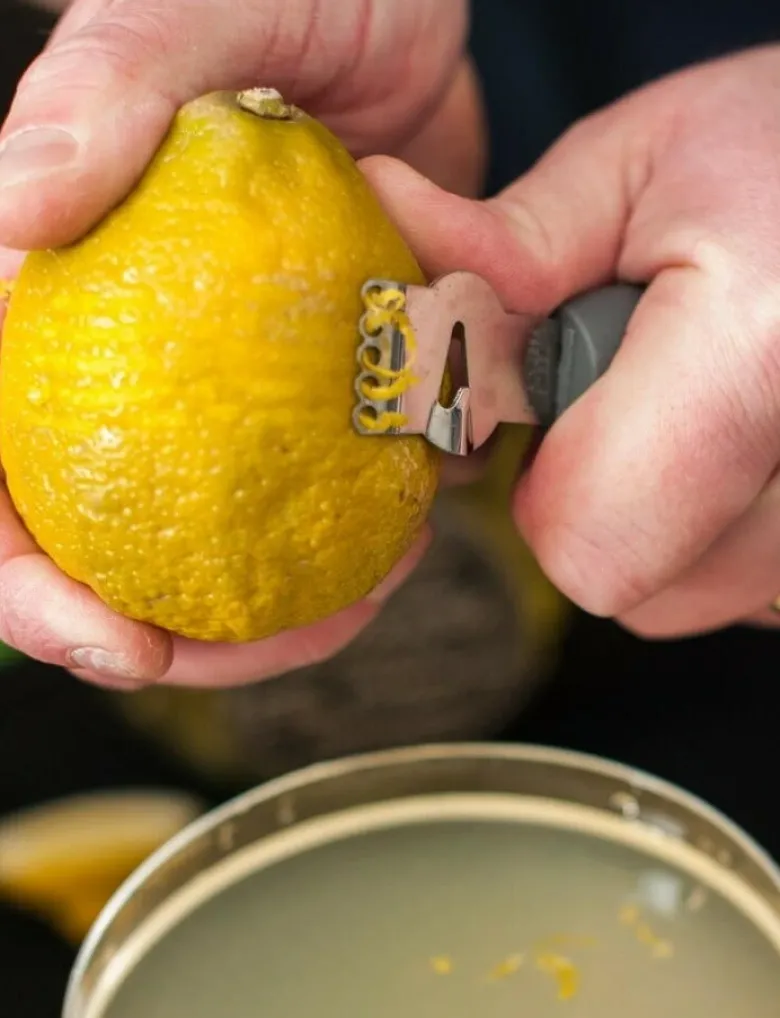 Citrus Peeler