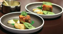 Salt tallerken uden fane - mørkegrå - ø23 cm