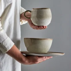Sandrine Skål, Natur, Stentøj